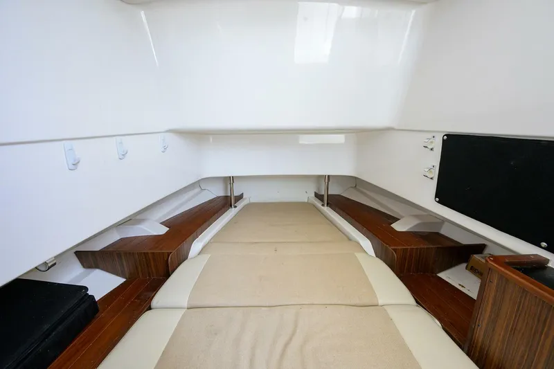 Slide: The Image of Pursuit 32 - Cabin 2019 Pursuit S 328 Center Console - 5952032