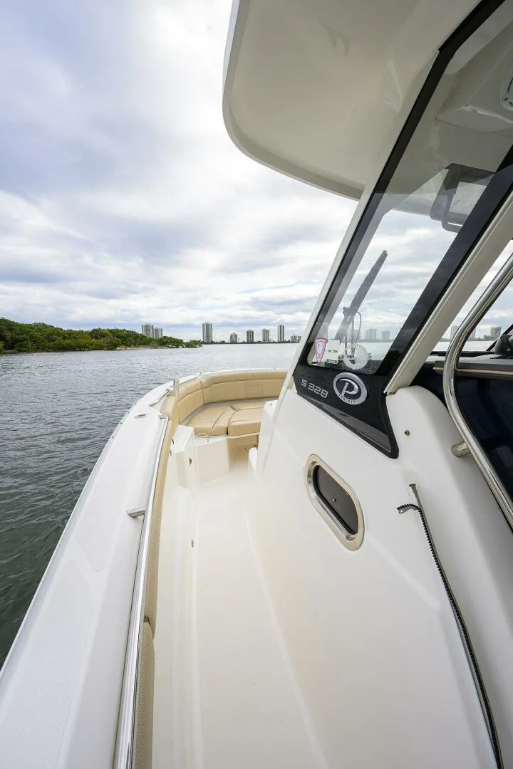 Slide: The Image of Pursuit 32 -Port Side 2019 Pursuit S 328 Center Console - 5951999