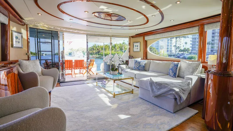 Slide: The Image of Lazzara 80 SL 2004 - 5952390