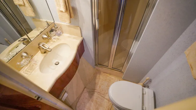 Slide: The Image of Lazzara 80 SL 2004 - 5952429