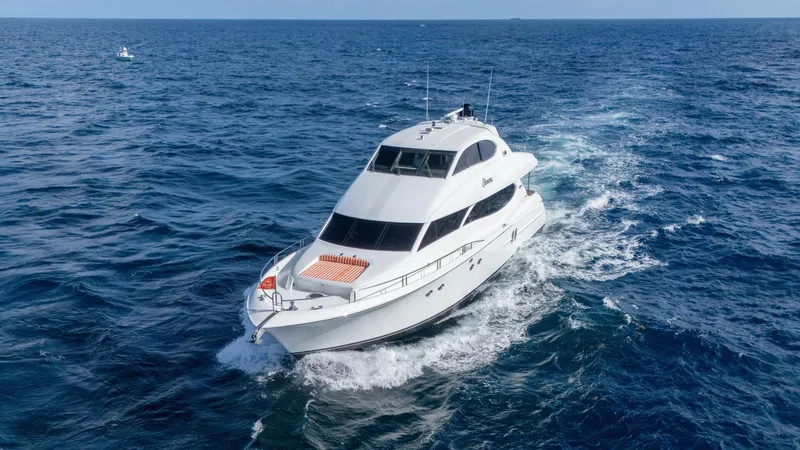 Slide: The Image of Lazzara Yachts 80 SL 2004 - 5952372