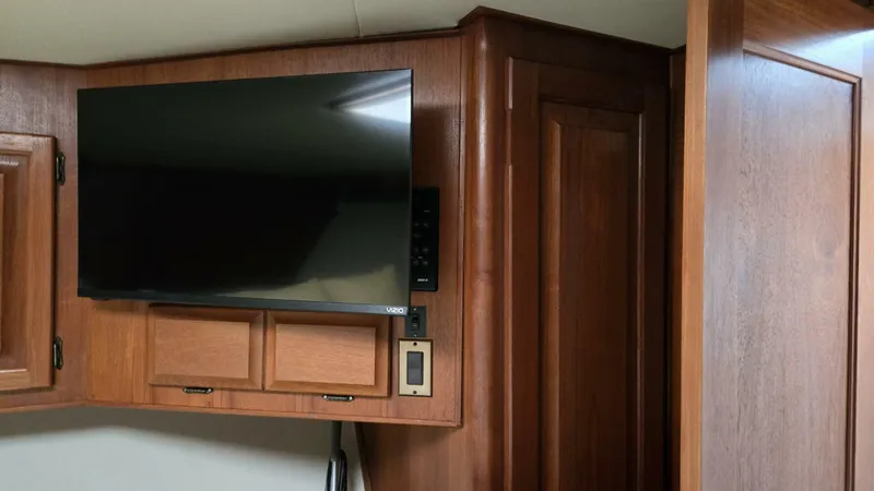 Slide: The Image of Viking 45 - Wild Life 1989 Viking 45 Convertible - Wild Life - 5952334