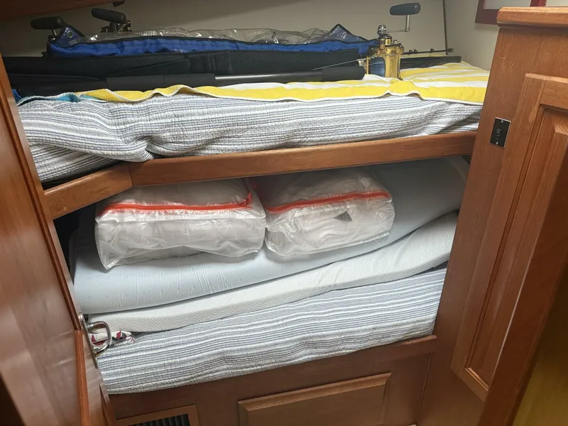 Slide: The Image of Viking 45 - Wild Life 1989 Viking 45 Convertible - Wild Life - 5952460