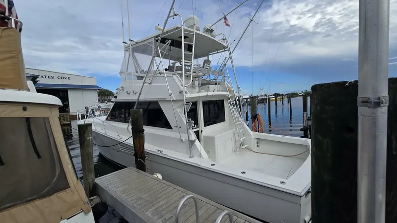 Slide: The Image of Viking 45 - Wild Life 1989 Viking 45 Convertible - Wild Life - 5952344