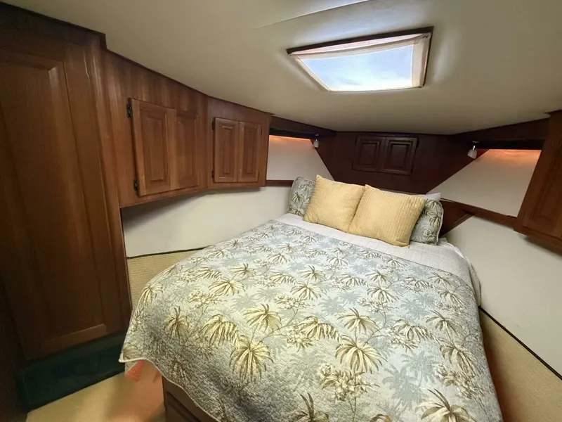 Slide: The Image of Viking 45 - Wild Life 1989 Viking 45 Convertible - Wild Life - 7649168