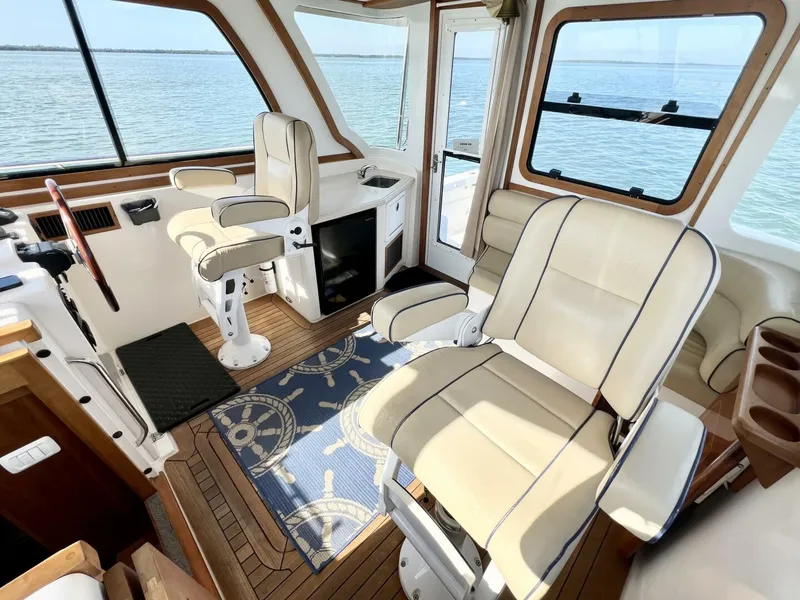 Slide: The Image of Sabre 38 Hard Top Express 2006 - 5952578