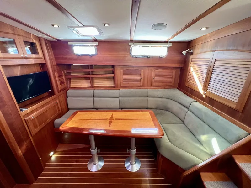 Slide: The Image of Sabre 38 Hard Top Express 2006 - 5952538