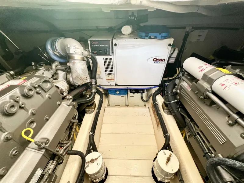 Slide: The Image of Sabre 38 Hard Top Express 2006 - 5952548