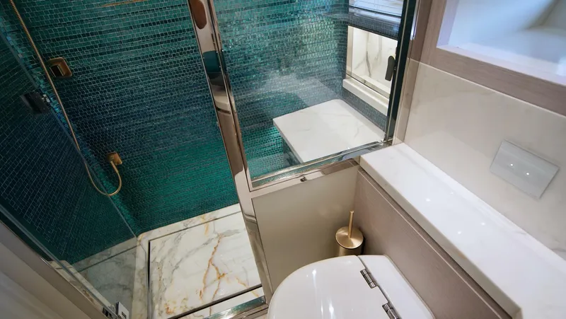 Slide: The Image of Uniesse HTC5P 2024 - 5952992