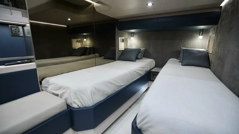 Slide: The Image of Uniesse HTC5P 2024 - 5952998