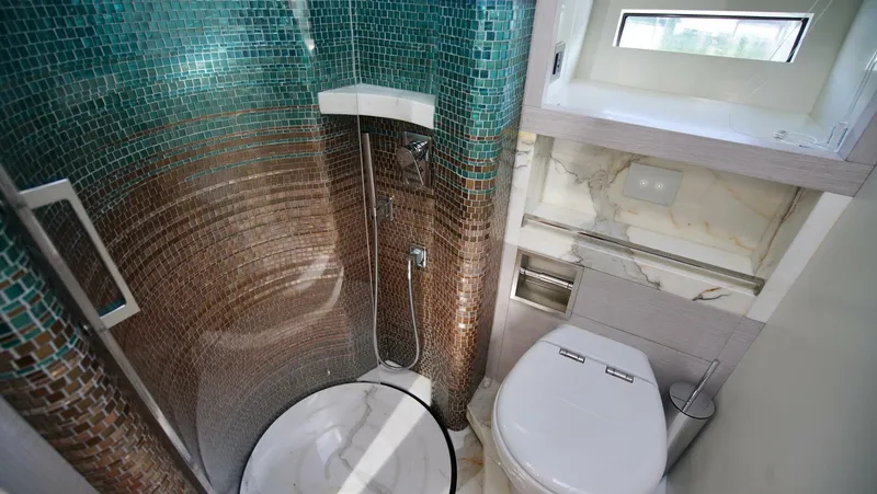 Slide: The Image of Uniesse HTC5P 2024 - 5953005