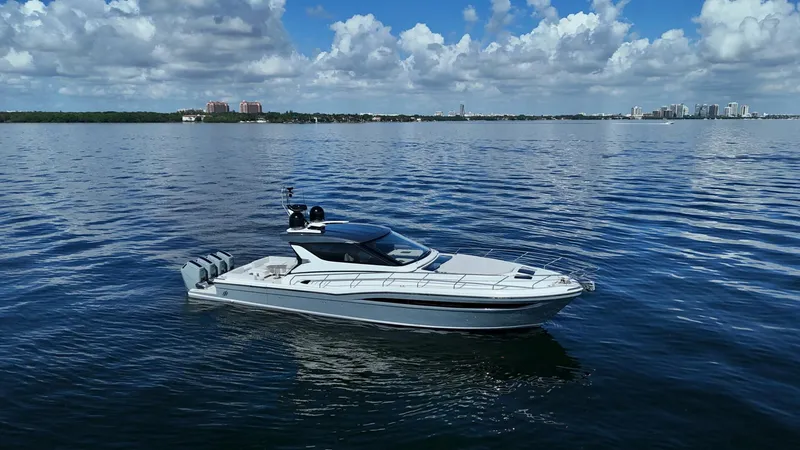 Slide: The Image of Uniesse HTC5P 2024 - 5952975