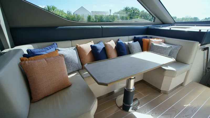 Slide: The Image of Uniesse HTC5P 2024 - 5953015