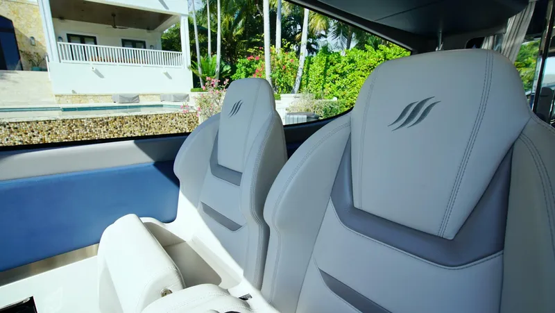 Slide: The Image of Uniesse HTC5P 2024 - 5953019