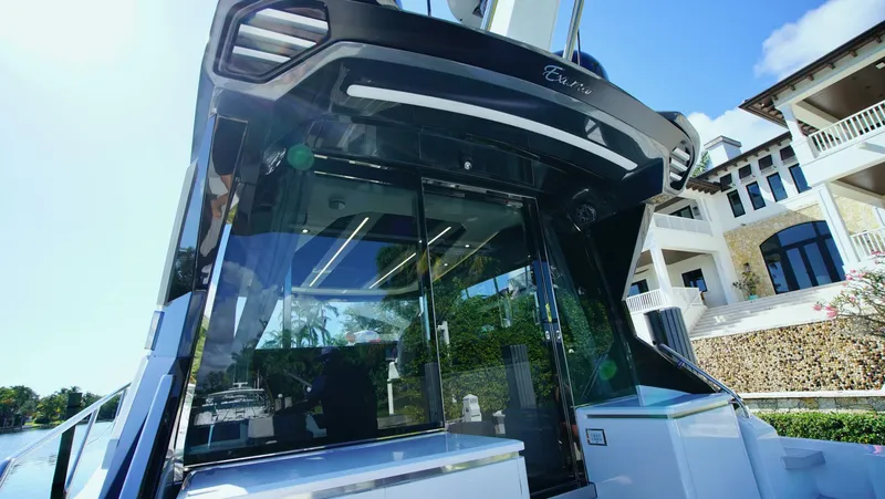 Slide: The Image of Uniesse HTC5P 2024 - 5953022