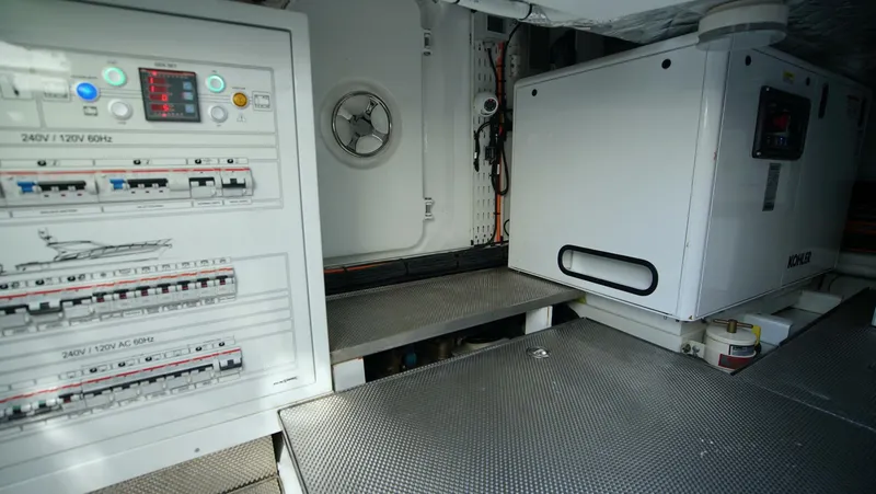 Slide: The Image of Uniesse HTC5P 2024 - 5953028