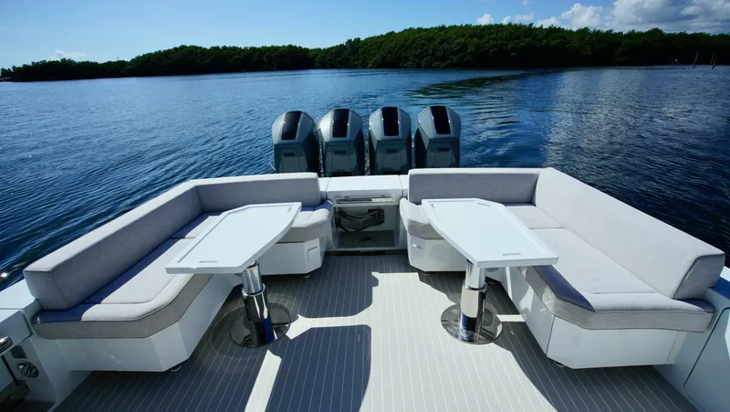 Slide: The Image of Uniesse HTC5P 2024 - 5953037