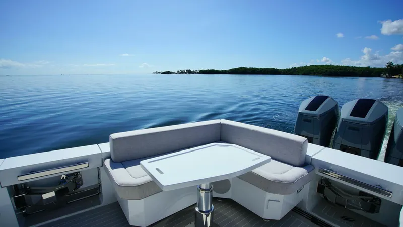 Slide: The Image of Uniesse HTC5P 2024 - 5953044