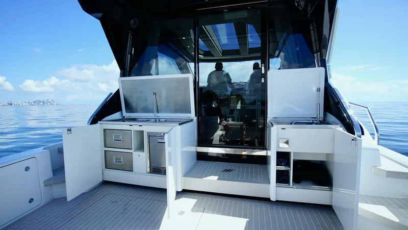 Slide: The Image of Uniesse HTC5P 2024 - 5953050