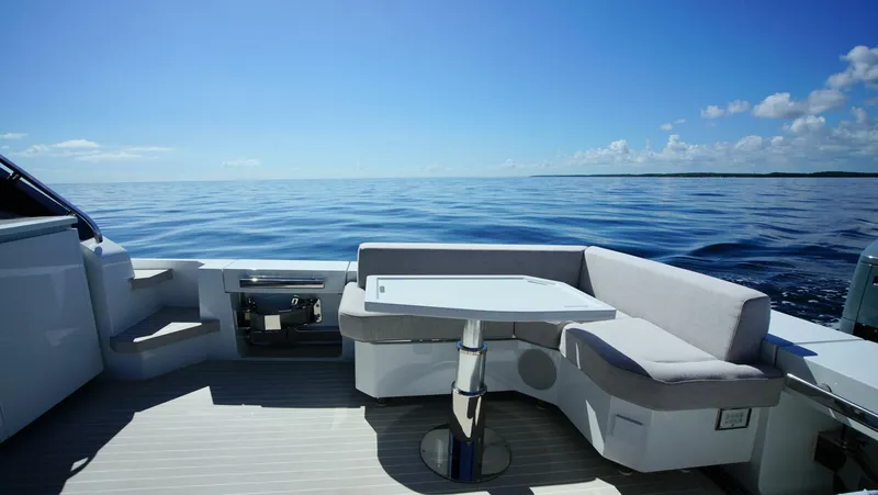 Slide: The Image of Uniesse HTC5P 2024 - 5953057