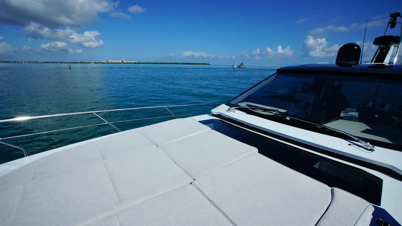 Slide: The Image of Uniesse HTC5P 2024 - 5953062