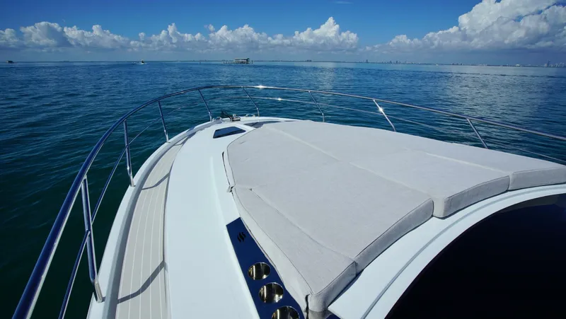 Slide: The Image of Uniesse HTC5P 2024 - 5953064