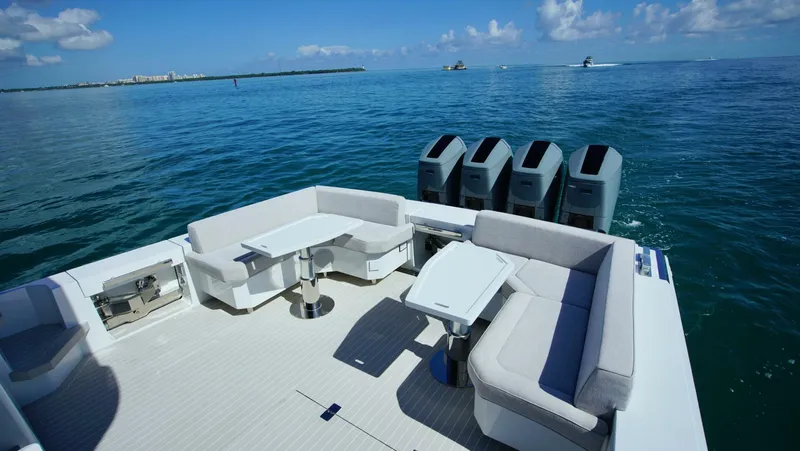 Slide: The Image of Uniesse HTC5P 2024 - 5953066