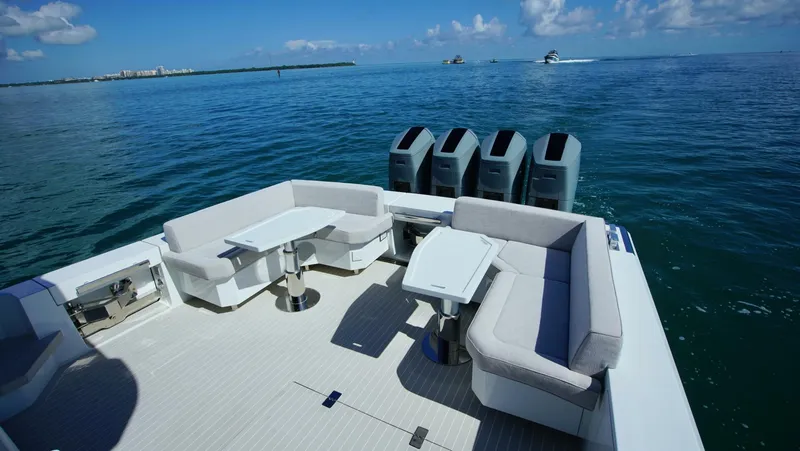 Slide: The Image of Uniesse HTC5P 2024 - 5953068