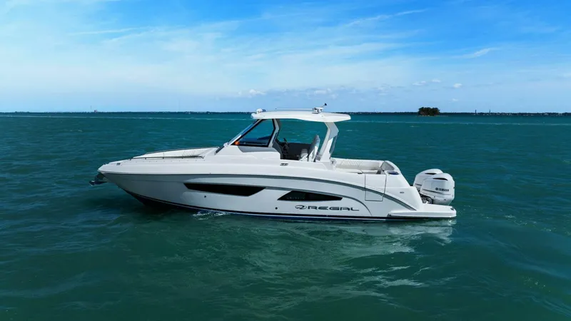 Slide: The Image of Regal 33 SAV 2020 - 5953887