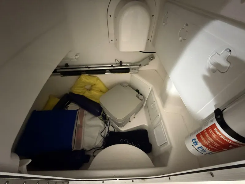 Slide: The Image of Everglades 230 Center Console 2016 - 5955309