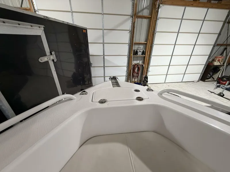 Slide: The Image of Everglades 230 Center Console 2016 - 5955316