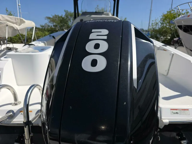 Slide: The Image of Wellcraft 222 Fisherman 2022 - 5984508