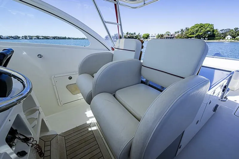 Slide: The Image of Pursuit 34 2006 - 5955022