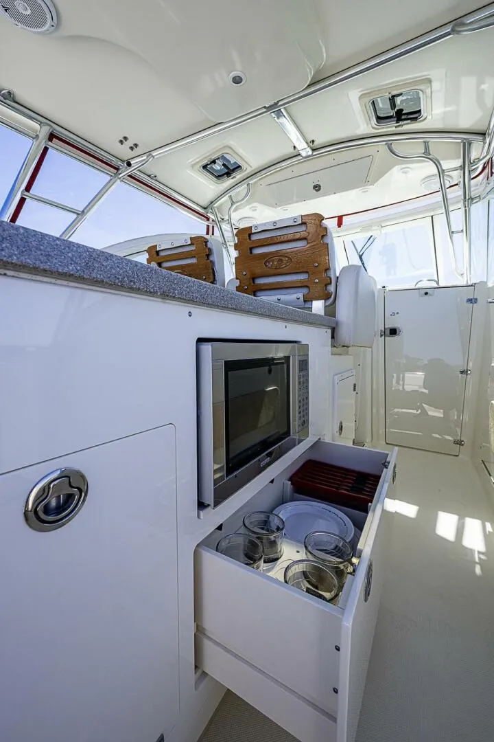 Slide: The Image of Pursuit 34 2006 - 5955013