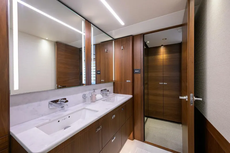 Slide: The Image of Princess Y78 - Janie II - Head 2021 Princess Y78 - Janie II - 5956496