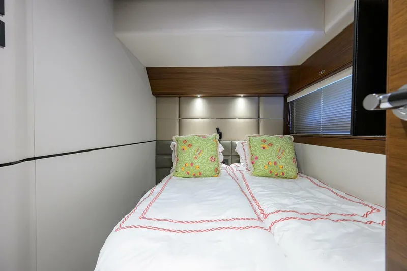 Slide: The Image of Princess Y78 - Janie II - Stateroom 2021 Princess Y78 - Janie II - 5956500