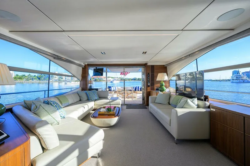 Slide: The Image of Princess Y78 - Janie II - Salon 2021 Princess Y78 - Janie II - 5955623