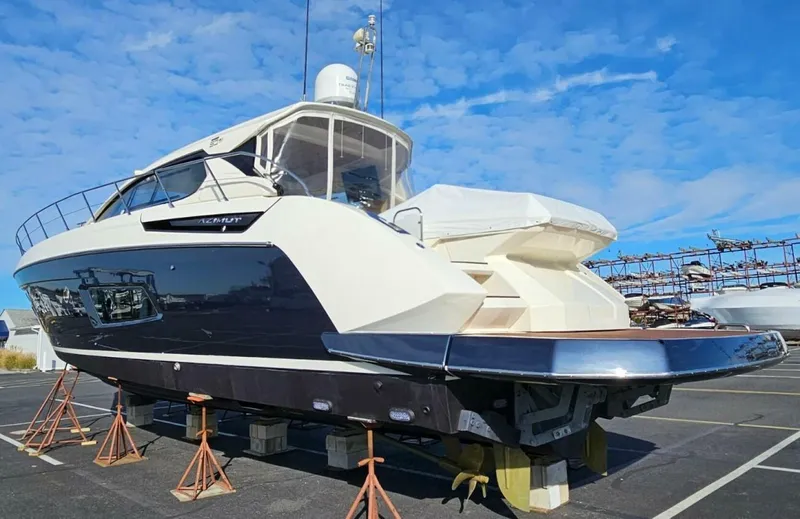 Slide: The Image of Azimut Atlantis 50 2015 - 5955602