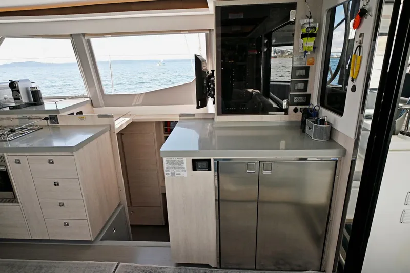 Slide: The Image of Leopard 45 2020 - 5956074