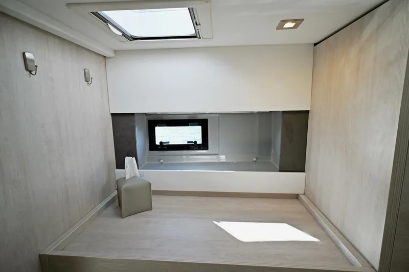 Slide: The Image of Leopard 45 2020 - 5956078