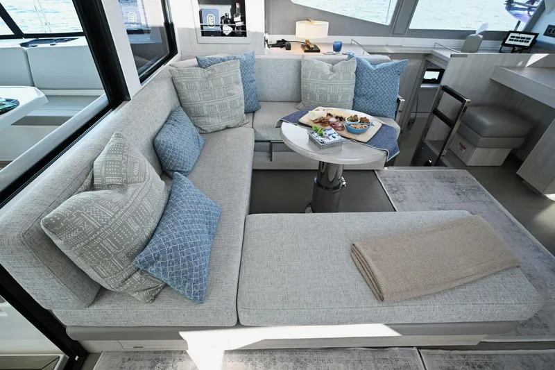 Slide: The Image of Leopard 45 2020 - 5956063