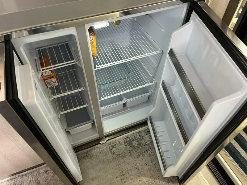 Slide: The Image of Leopard 45 2020 - 5956167