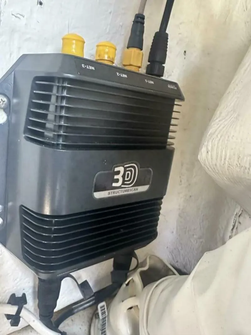 Slide: The Image of Sea Hunt BX 24 BR 2016 - 5961960