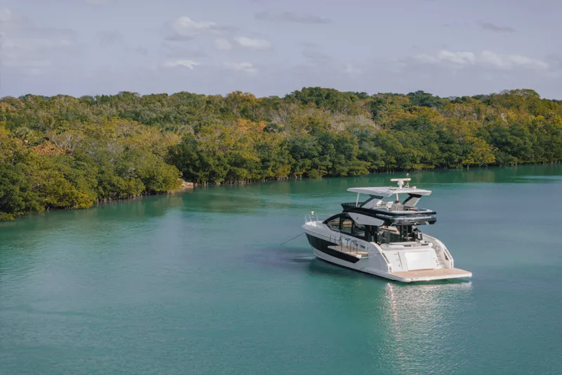 Slide: The Image of Cruisers 57 FLY 2026 - 5956618