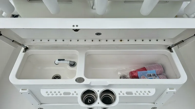 Slide: The Image of Regulator Marine 34SS 2012 - 5956734