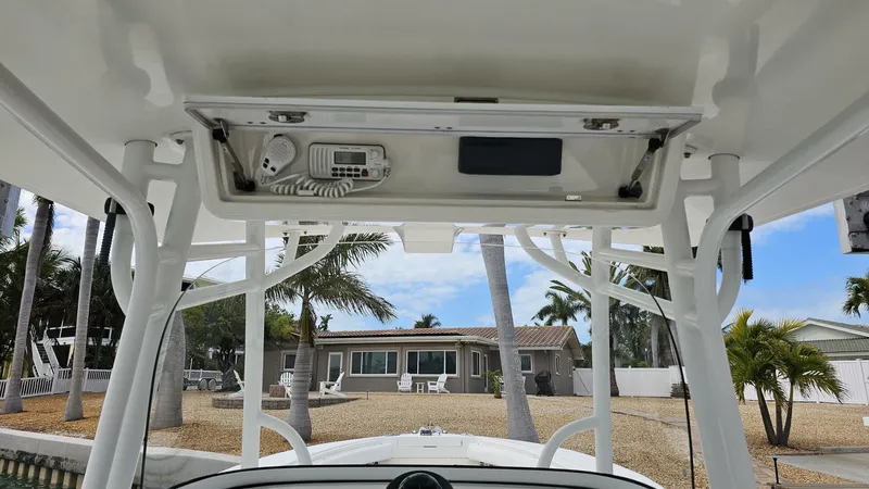 Slide: The Image of Regulator Marine 34SS 2012 - 5956745