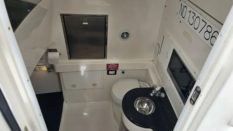 Slide: The Image of Regulator Marine 34SS 2012 - 5956785