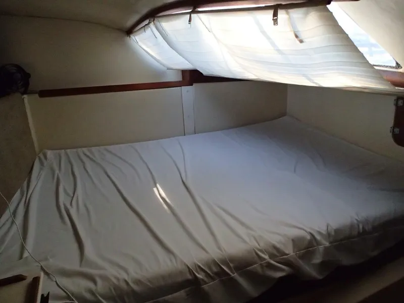 Slide: The Image of Main Berth - 5957284