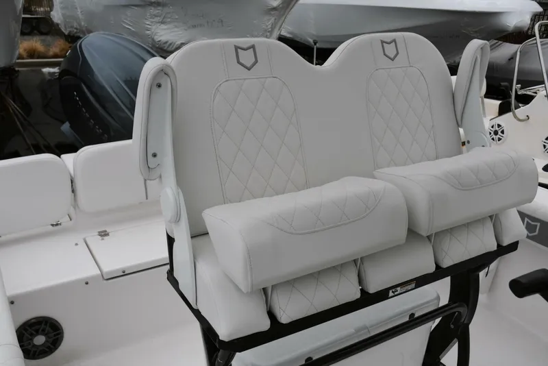 Slide: The Image of Sea Fox 228 Commander 2026 - 5957308