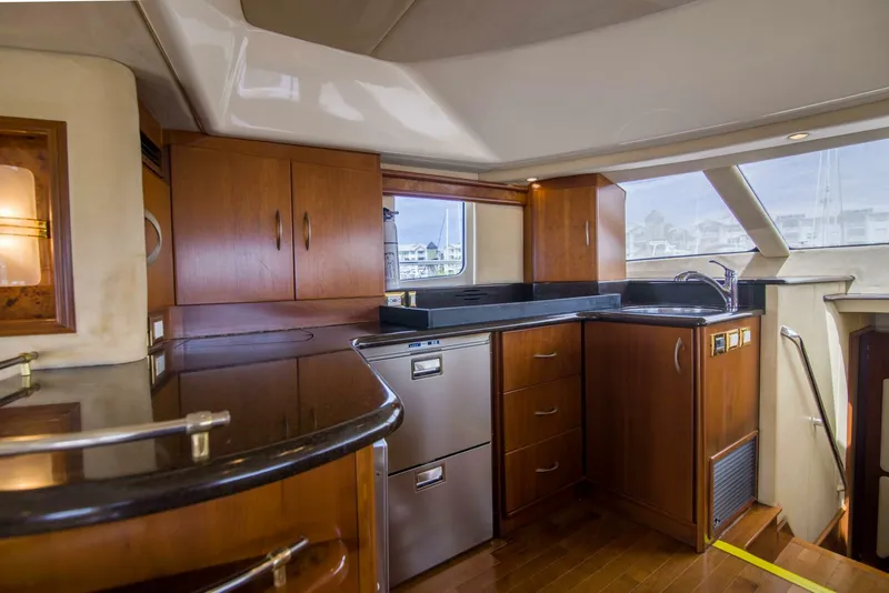 Slide: The Image of Silverton 52 - Immersed -  2009 Silverton 52 Ovation - Immersed - 5957599